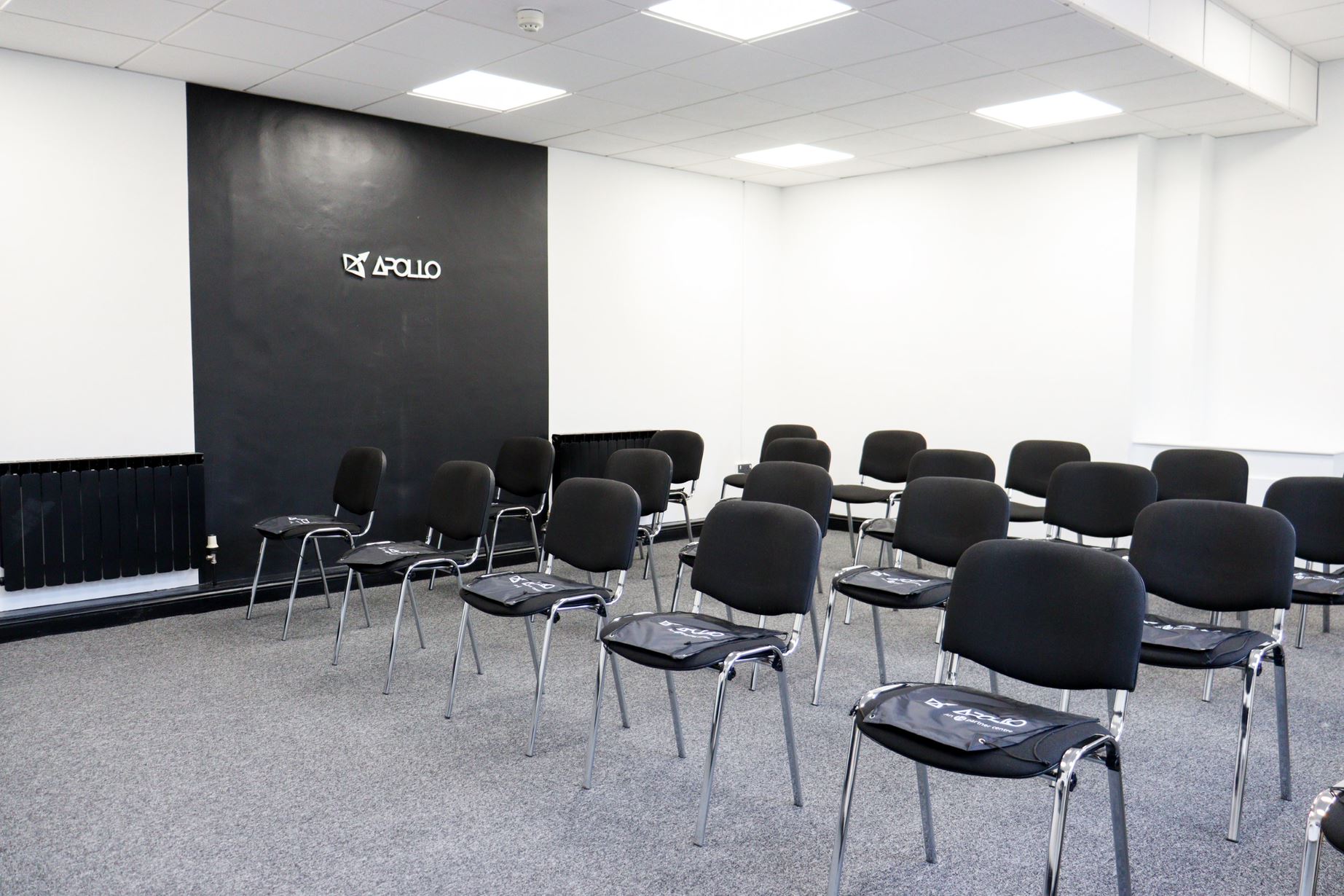 Apollo Language Centre image 1